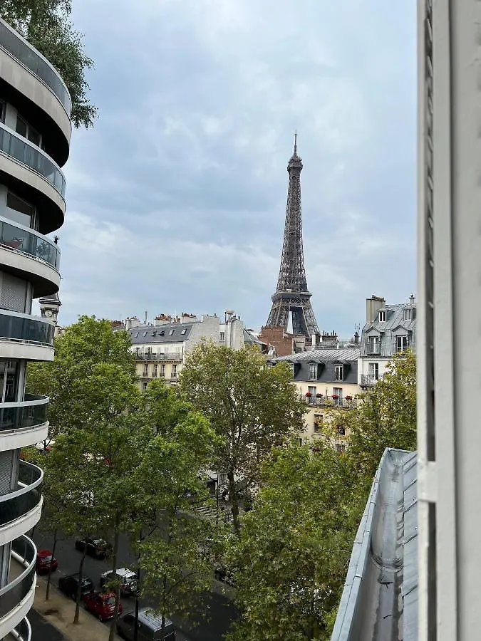 Alma - Amazing Eiffel Tower View Apartamento Paris